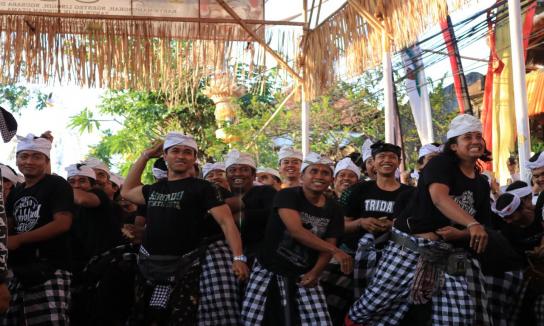 Perang Ketipat atau Siat Ketipat